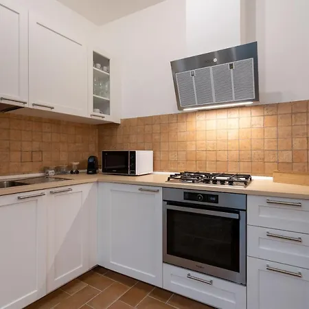 Centro Storico-wifi-netflix - Elegante Apartment *