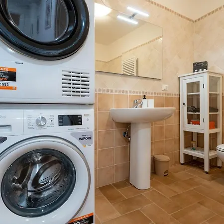 Centro Storico-wifi-netflix - Elegante Apartment *