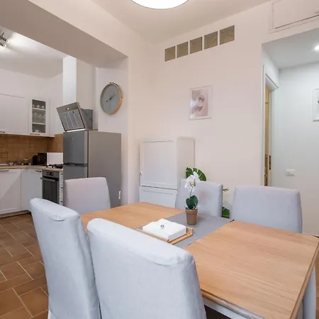 Centro Storico-wifi-netflix - Elegante Apartment Viterbo